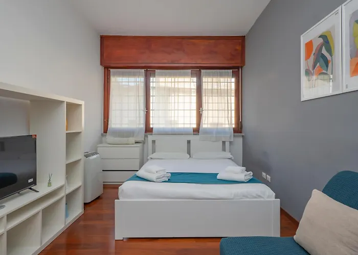 Xenia Apartments - Renovated Two-Room Apartment In Fiera Area