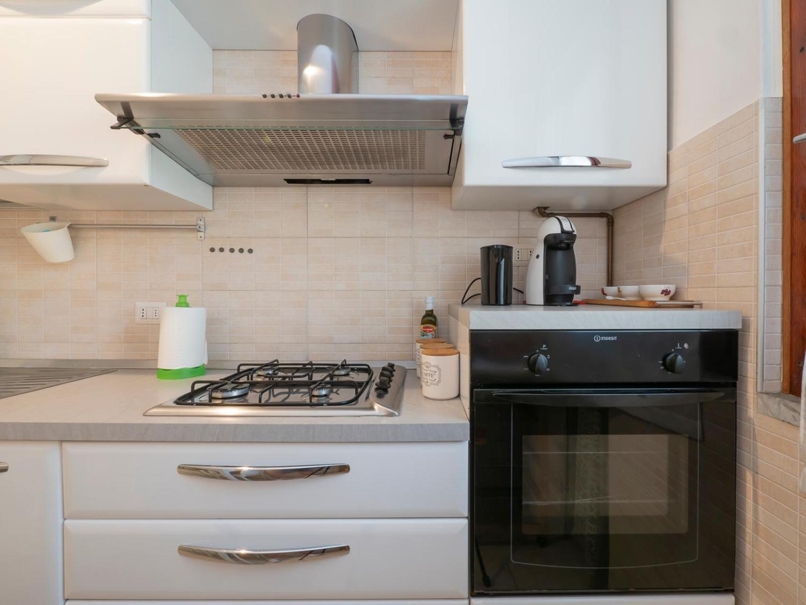 Xenia - Renovated Two-room In Fiera Area *