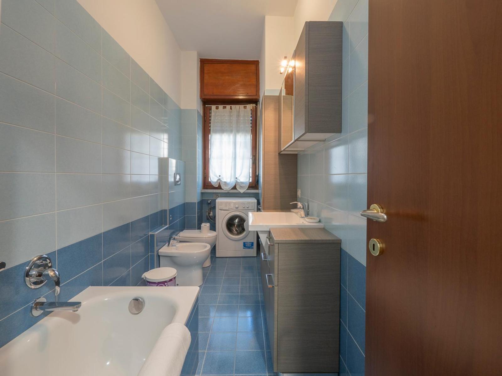 Xenia - Renovated Two-room In Fiera Area Appartement Milan